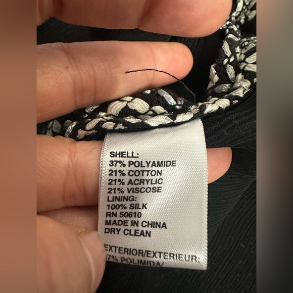 Anne Klein Black and White Blazer with Geometric Pattern 10P - Picture 6 of 14